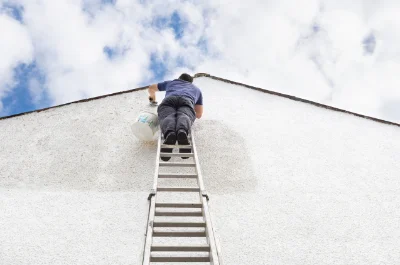 Peinture extérieure à Mesplède — façades et ravalement